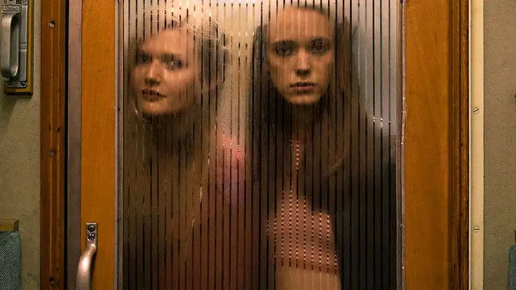 Nimfomanka: Część 1 Cały film - Gdzie obejrzeć online - Viderio